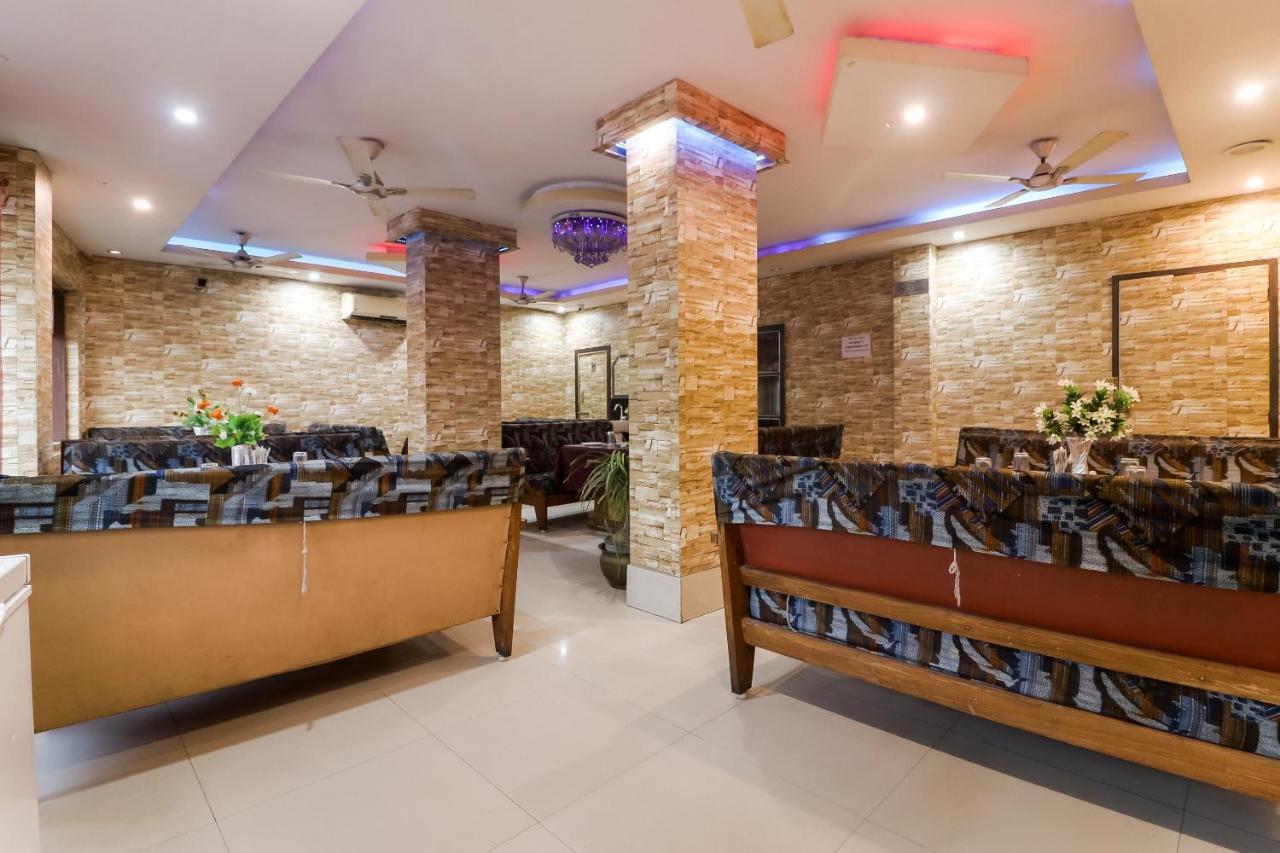 SPOT ON 47191 Hotel Rudraksh Residency Sidhauli Buitenkant foto